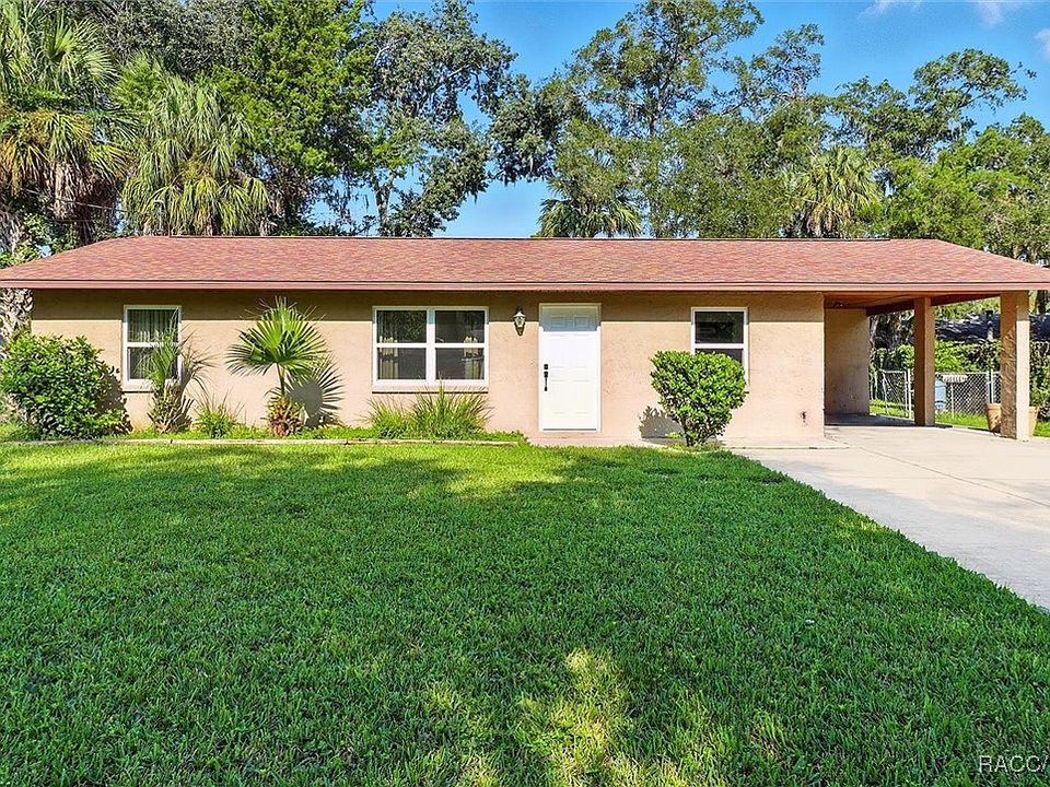 1st image of 4080 N Woodland Point