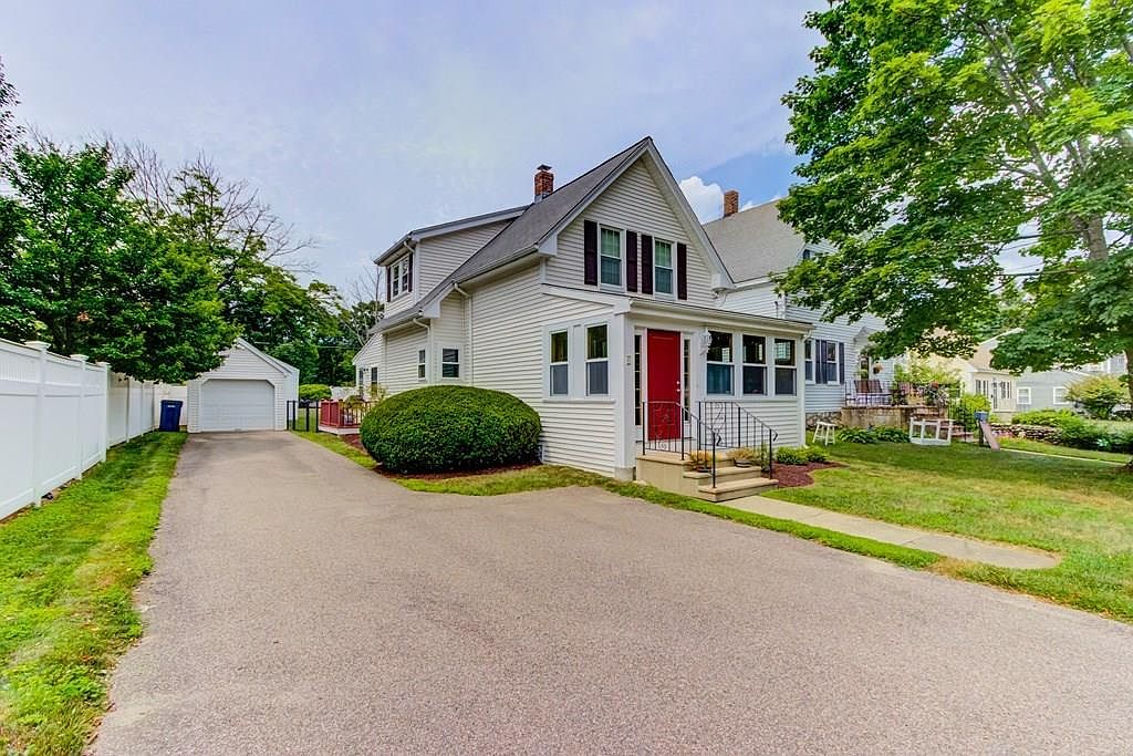 17 Broad St, Medway, MA 02053 Zillow