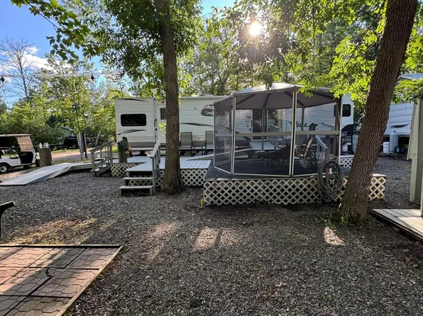 14 Derby Town, Aitkin, MN 56431