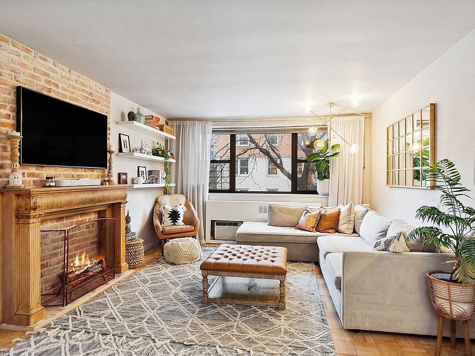 1st image of 305 E 72nd St APT 2DN