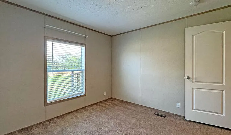 1501 Thompsonville Ln — Photo 25