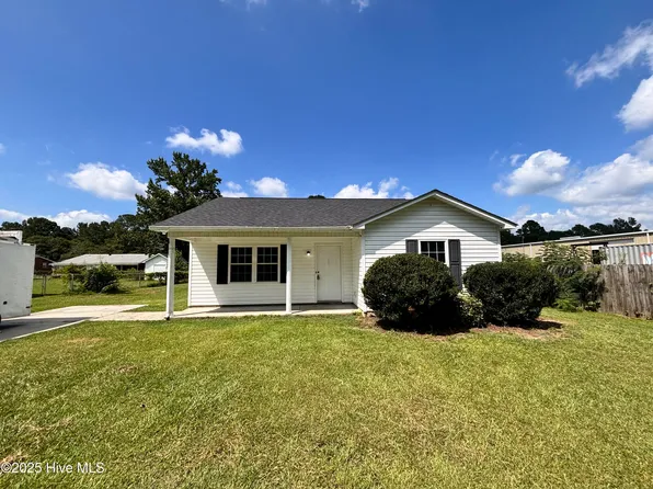 134 Harmon Street, Clinton, NC 28328