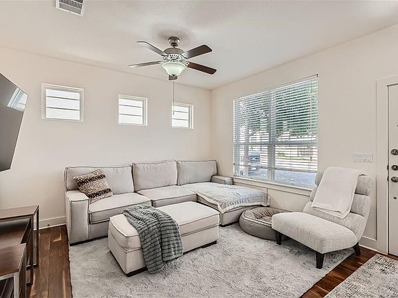 5th image of 2917 Stock Dr W #128C