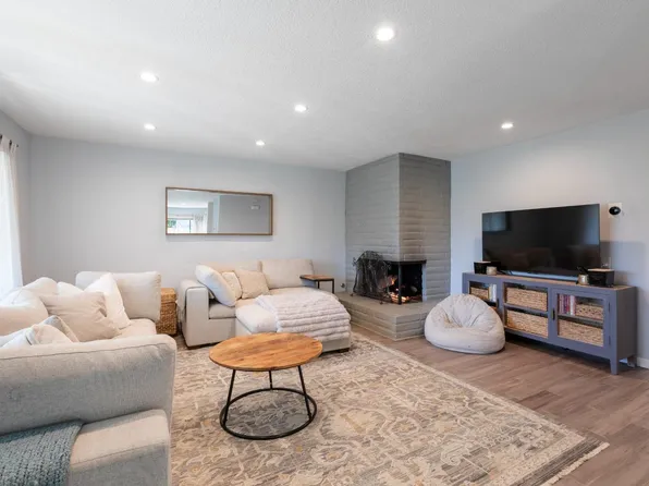 155 Guadalupe Drive, Sonoma, CA 95476