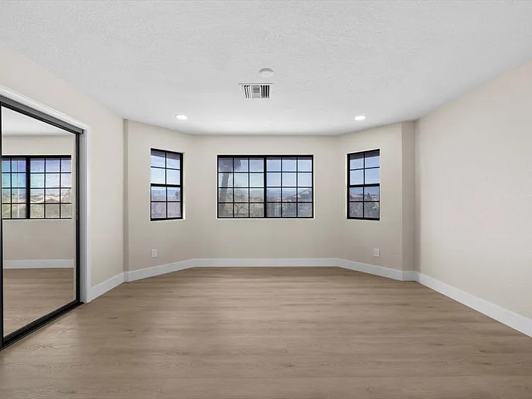 3382 Montessouri St — Photo 25