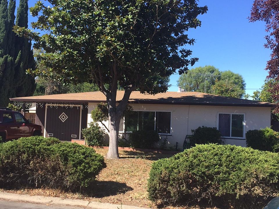 1st image of 13043 Water St