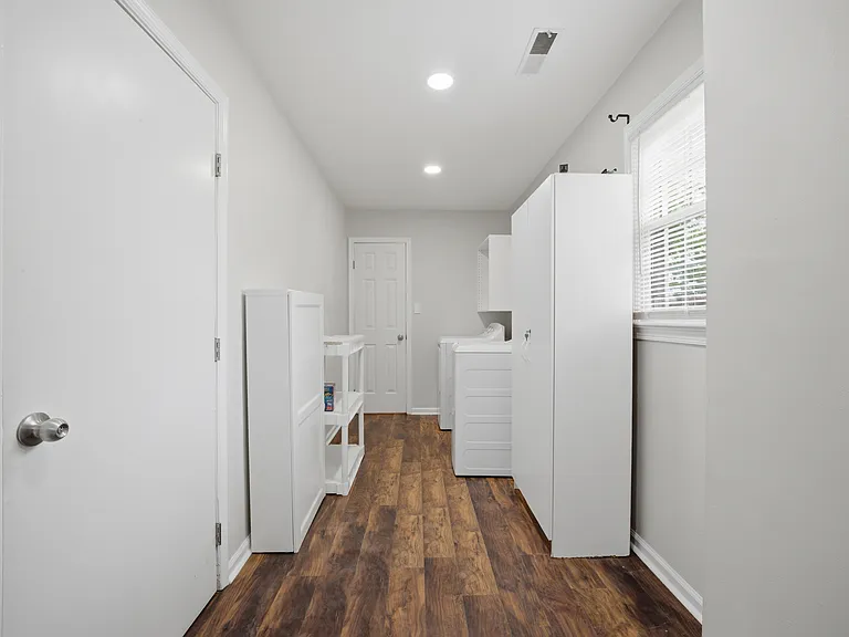 2252 Newstead Dr — Photo 23