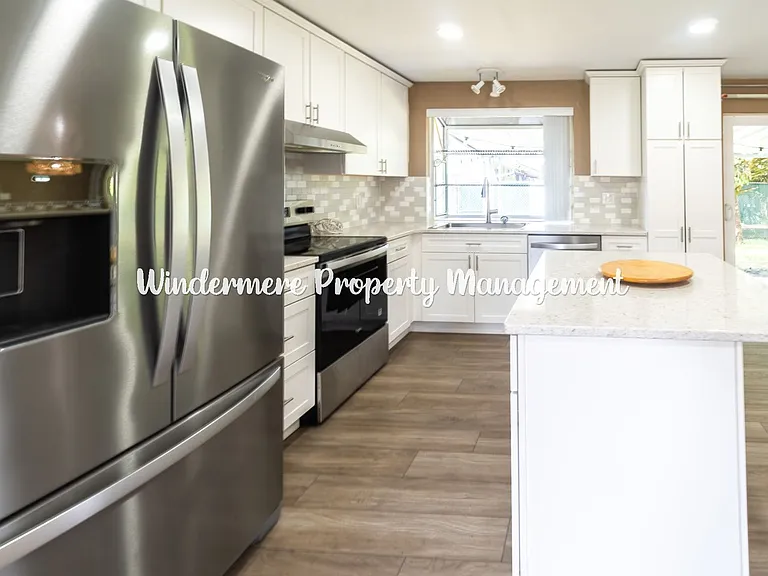 4210 Eastwood Ave SE — Photo 9