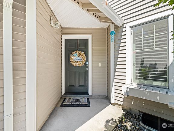 4th image of 5909 Panorama Drive SE #9-103
