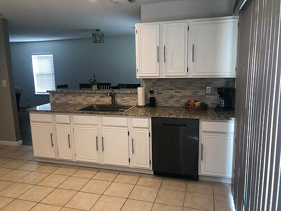 3rd image of 21619 Longwood