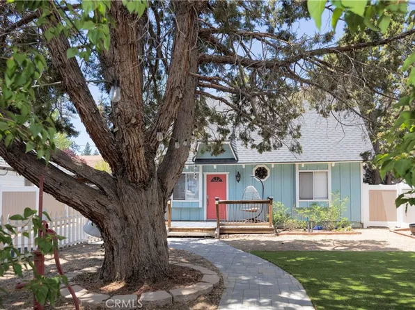 1037 Sequoia Dr, Big Bear City, CA 92314