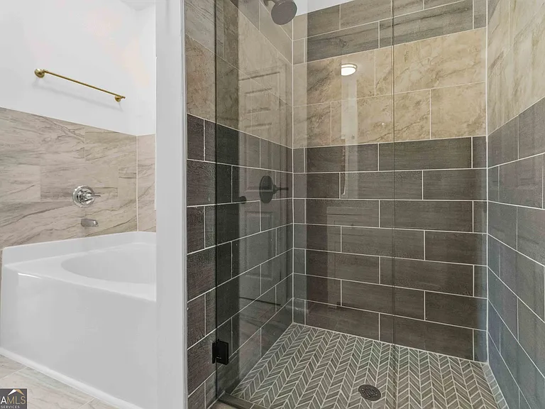 6938 Shadow Ridge Ln — Photo 13
