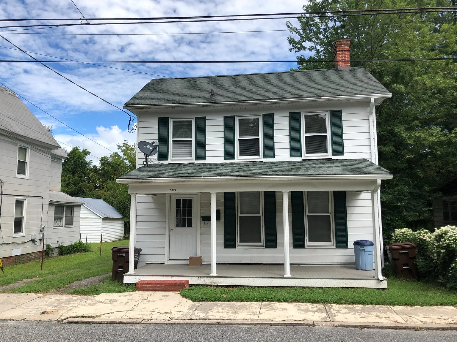 1 bed, 1000 sqft, $1,100 — Photo 1