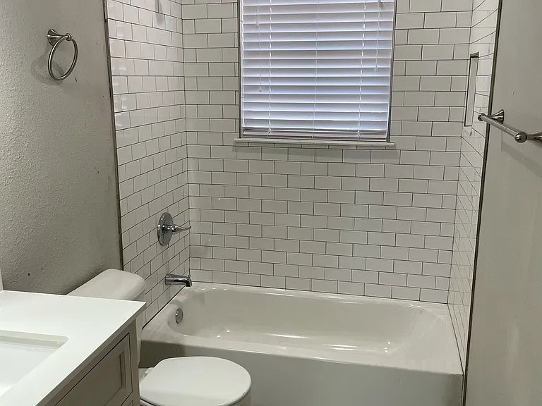 613 S Andrews Ave — Photo 16