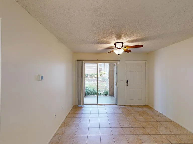 Lakewood Place — Photo 41