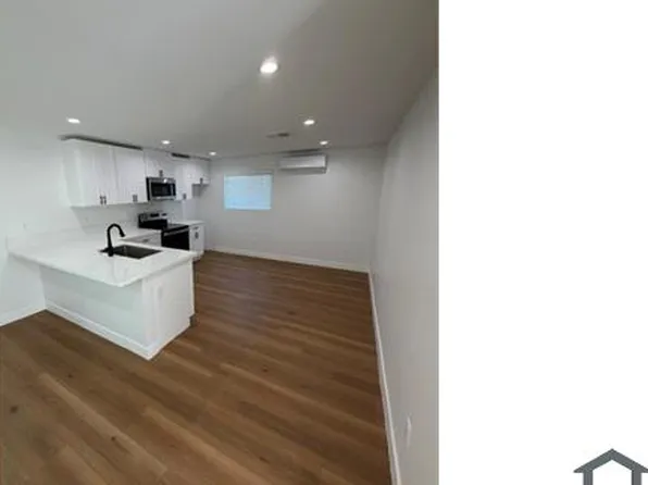 724 E 81st St, Los Angeles, CA 90001