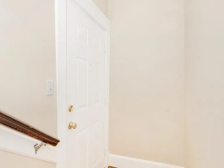 231 N Market St #3 — Photo 5