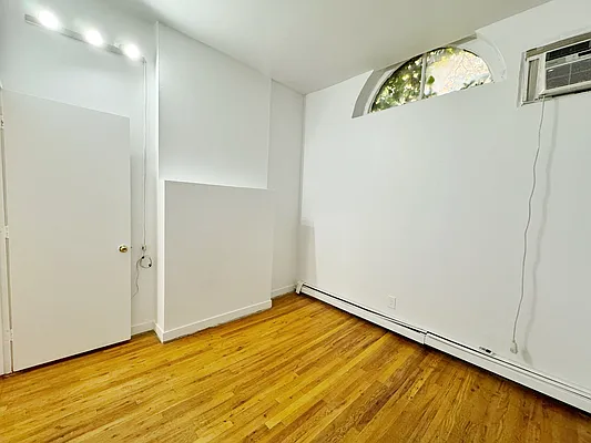 Rented by Pear NYC LLC | media 56