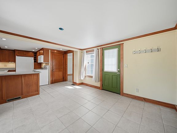 5th image of 158 Milton Road