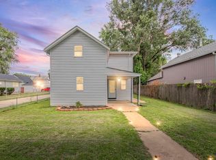 1934 NW Polk St, Topeka, KS 66608