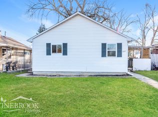 137 N 8th Ave, Beech Grove, IN 46107