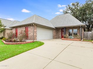 207 Narrow Way Dr, Lafayette, LA 70508