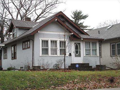 1st image of 3255 Vincent Ave N