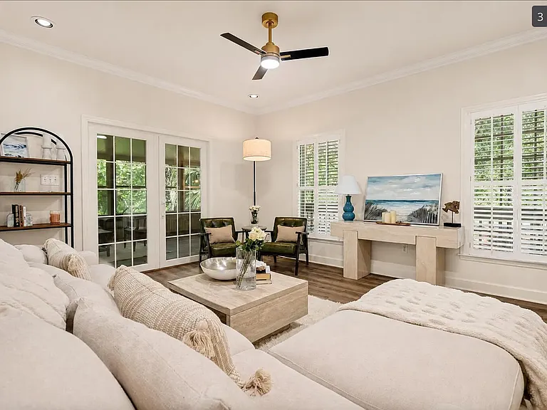 8609 Raccoon Island Rd — Photo 3