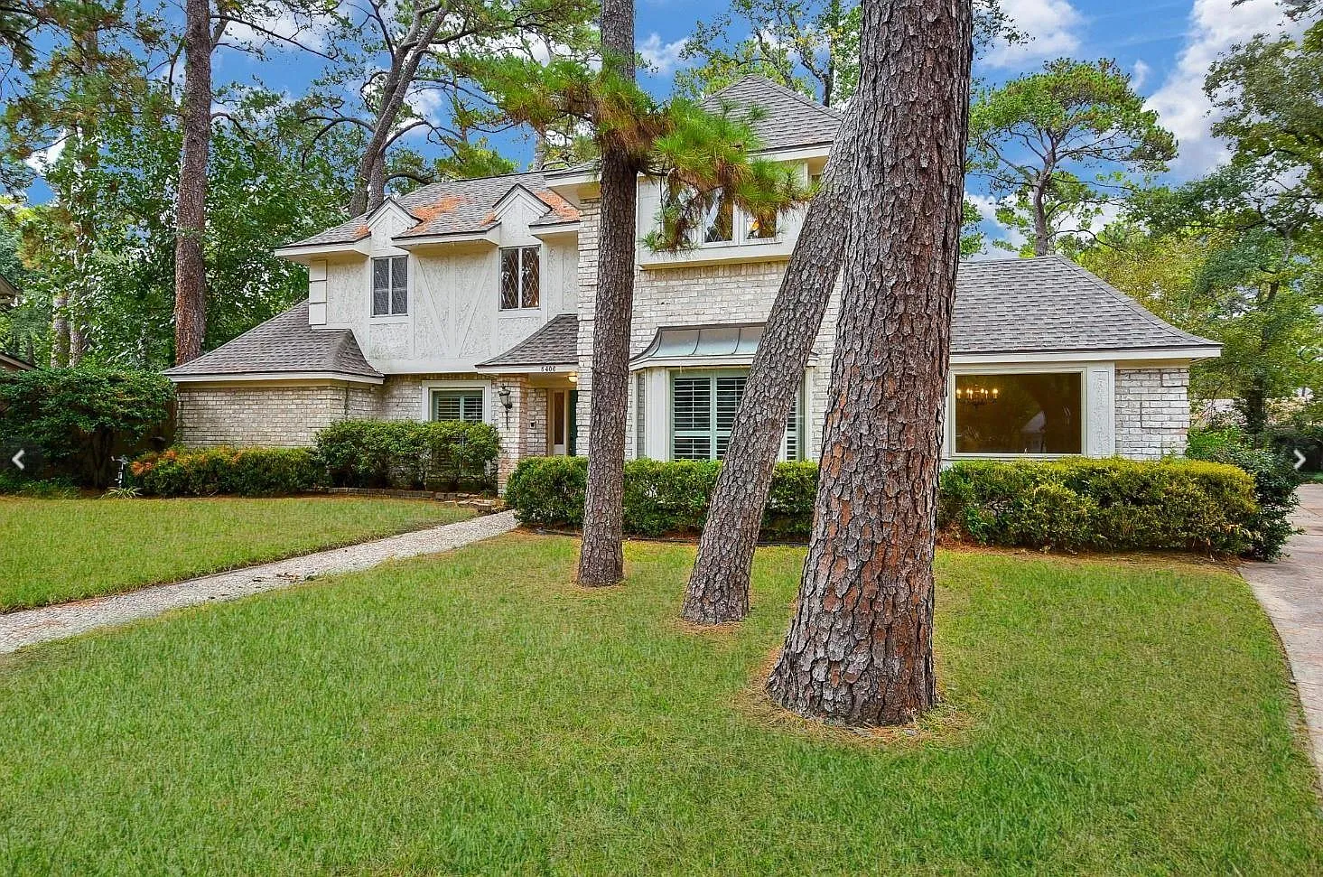 4 bed, 4.0 bath, 2998 sqft, $2,950 — Photo 2