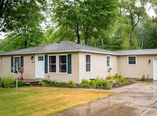 2113 S Five Mile Rd, Midland, MI 48640