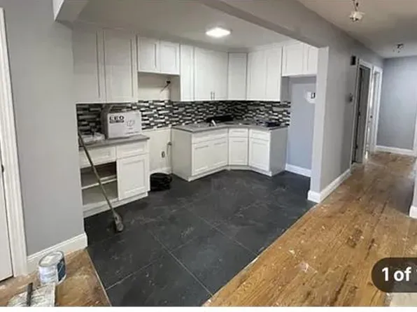282 Watjean Ct APT 2, Far Rockaway, NY 11691