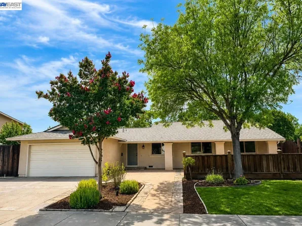 2249 Stonebridge Rd, Livermore, CA 94550