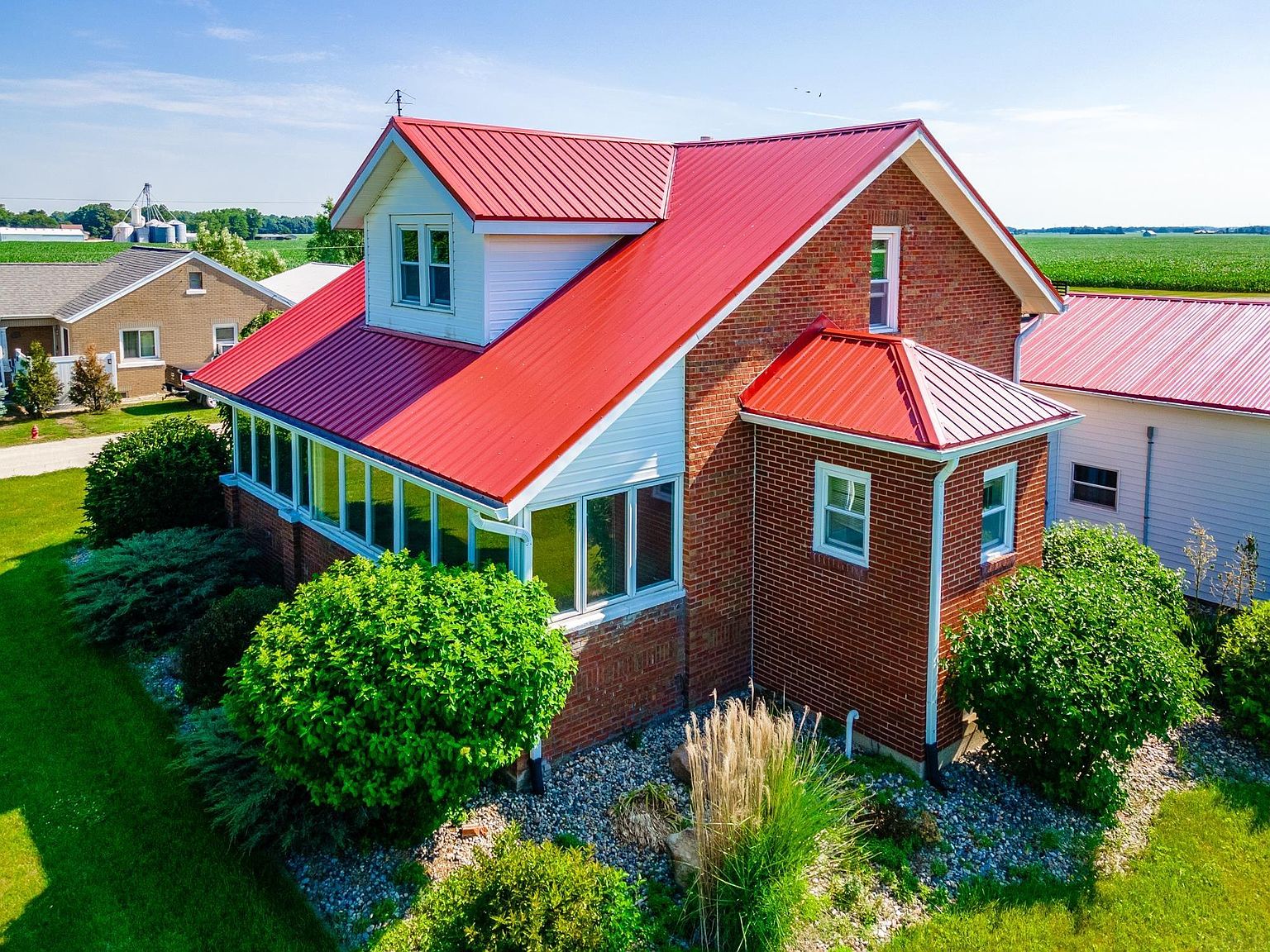 8375 S 250 W, South Whitley, IN 46787 MLS 202324360 Zillow