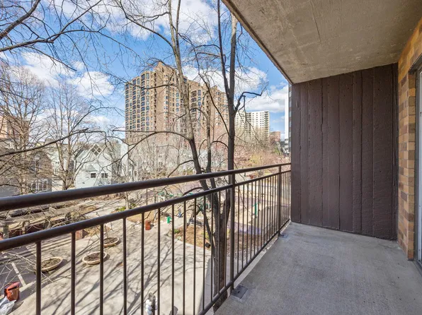 210 W Grant St APT 424, Minneapolis, MN 55403
