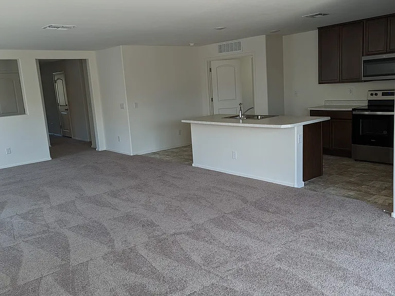 1355 W Pinkley Way — Photo 14