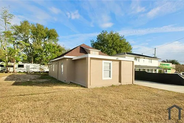 610 Dundee Rd #1 — Photo 1