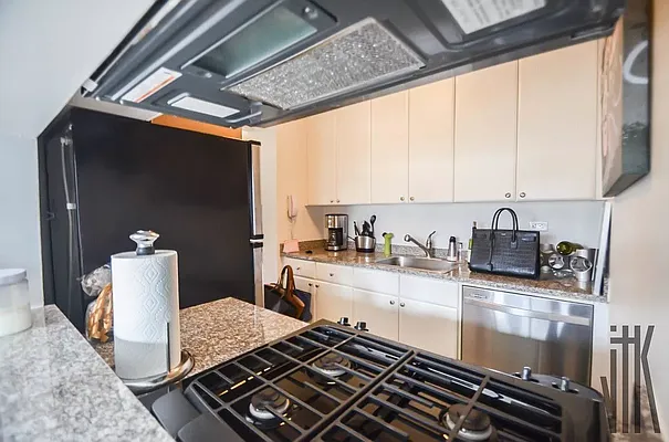 Rented by Compass | media 3