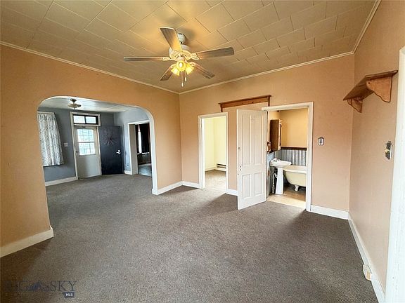 5th image of 935/939 S Main St