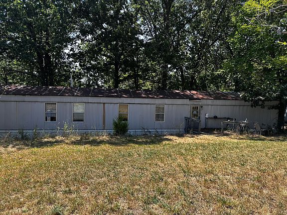 3rd image of 109 Stacy Lane