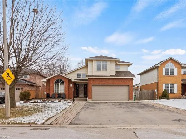 237 Homebrook Dr, Hamilton, ON L0R 1W0