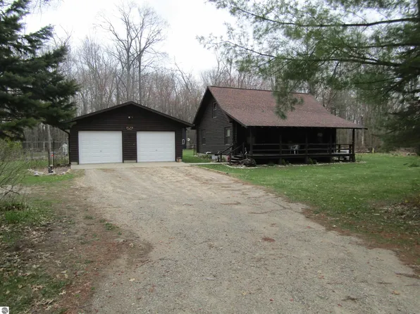 456 E Baroda Dr, West Branch, MI 48661