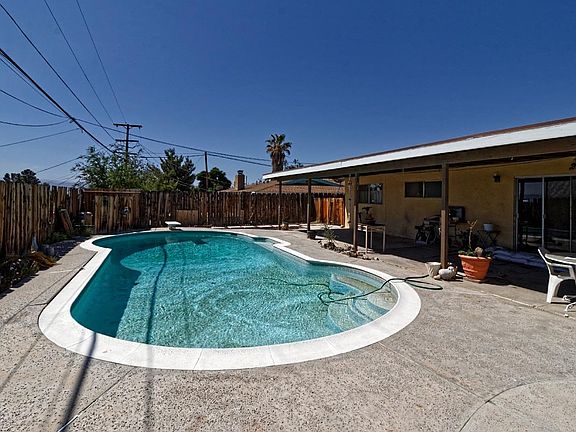 5th image of 15663 La Verida Dr