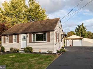 2258 Rhoads Rd, Pottstown, PA 19464