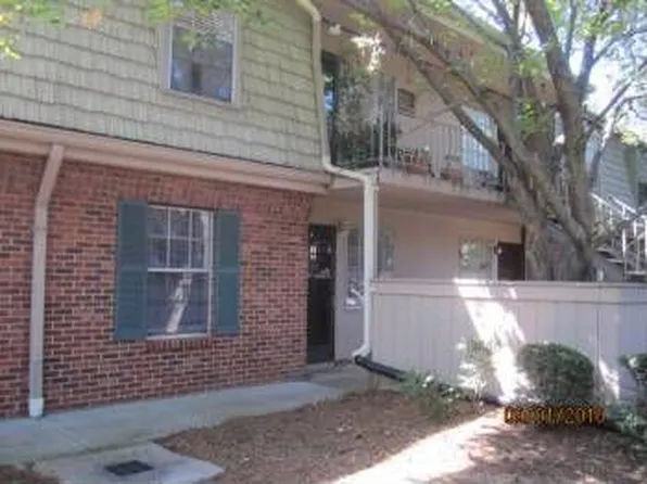 3824 D Country Club Rd, Winston Salem, NC 27104