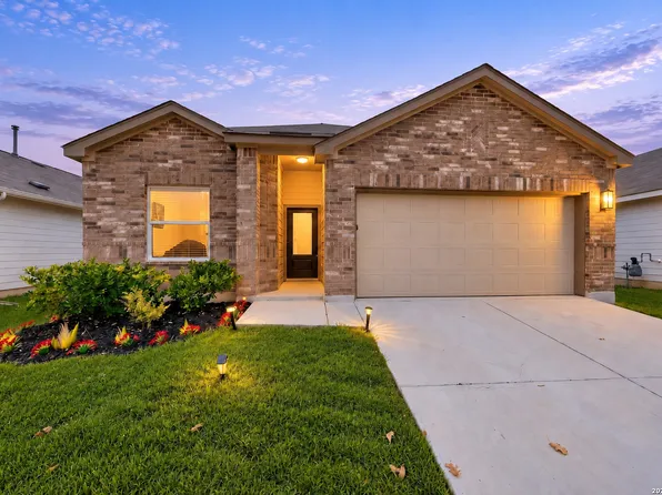 9056 NAVARRO VIS, Seguin, TX 78155