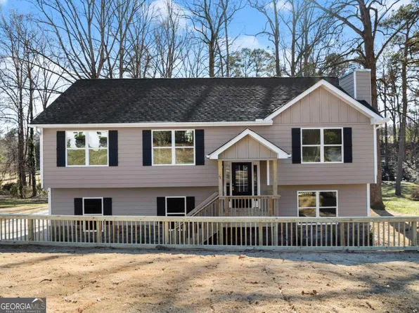 171 Hillcrest Dr, Commerce, GA 30529