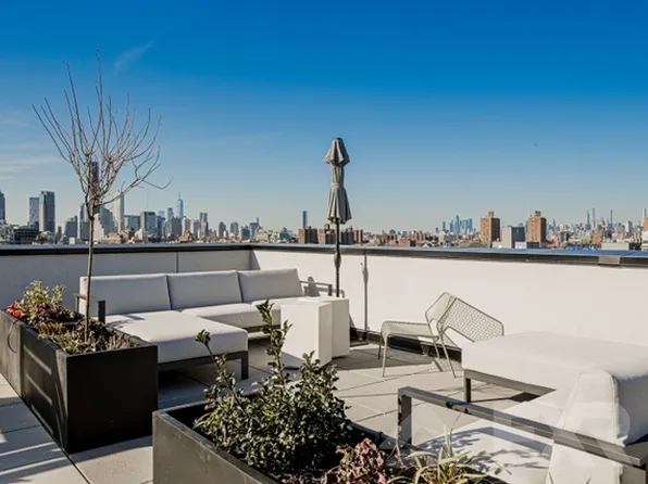 957 Atlantic Avenue image 15 of 16