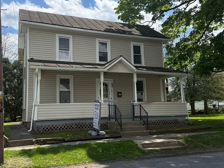 69 Broad St — Photo 1