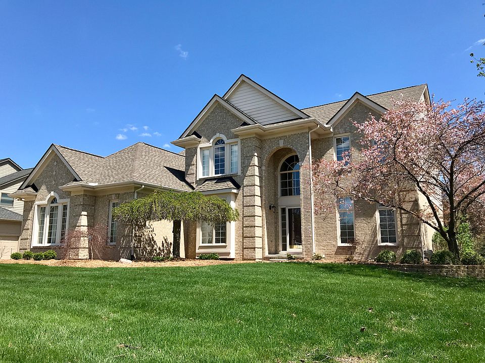 1st image of 24024 Westmont Dr