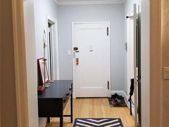 4th image of 2 Park Ln APT 6D